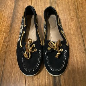 Sperry’s boatside slides